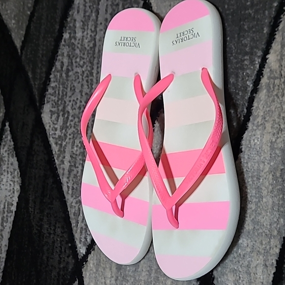 VICTORIA SECRET LOGO SIGNATURE STRIPES FLIP FLOPS SANDALS - Picture 8 of 11